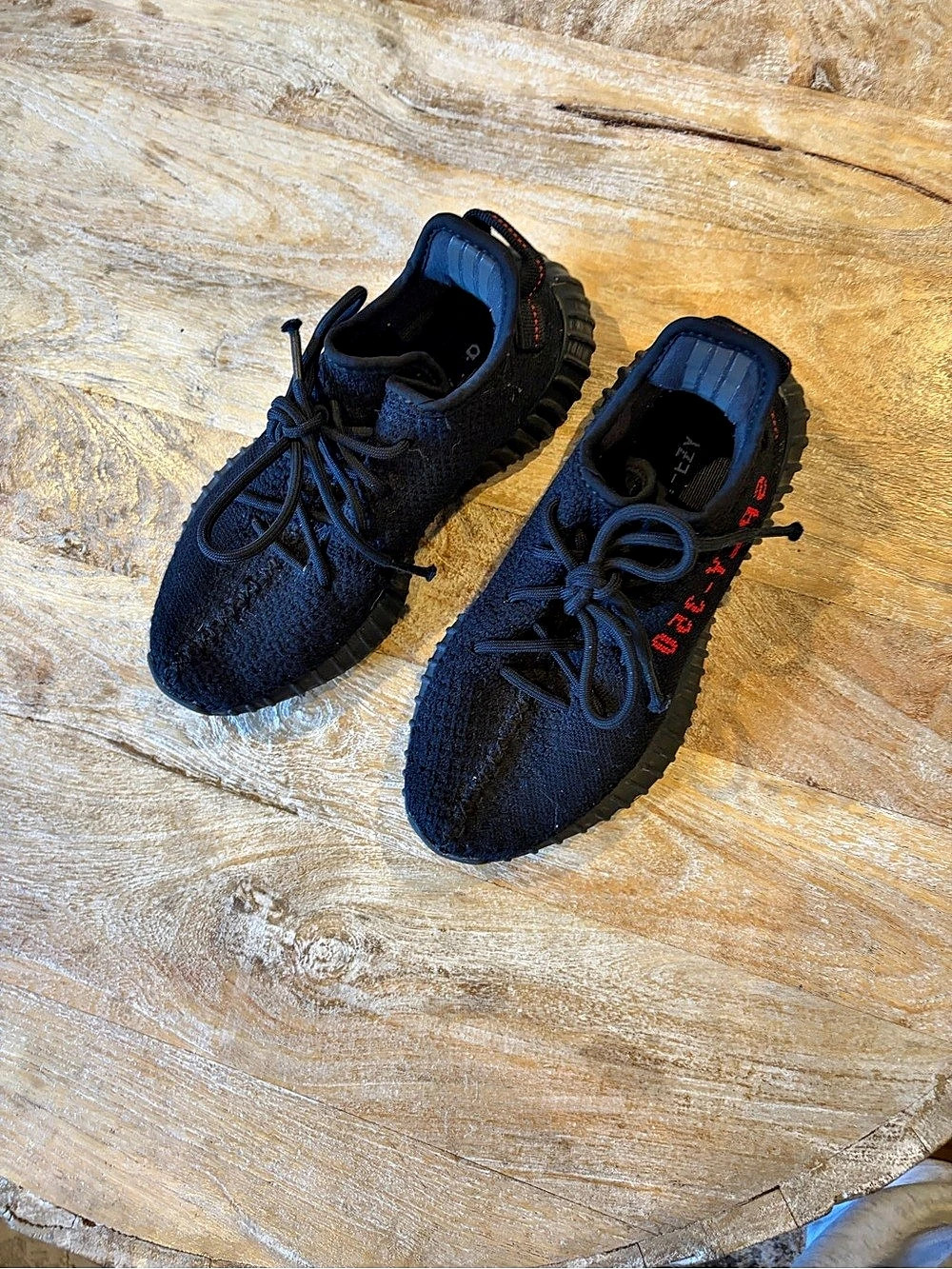 adidas Yeezy Boost 350 V2 Bred Black Sneakers